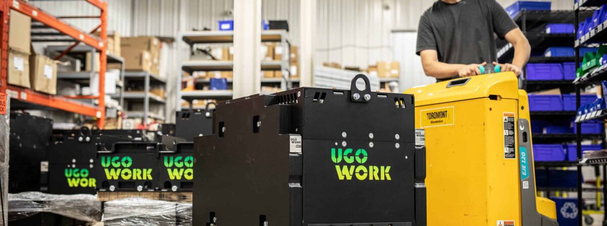 UgoWork's battery transported on pallet truck in UgoWork's production